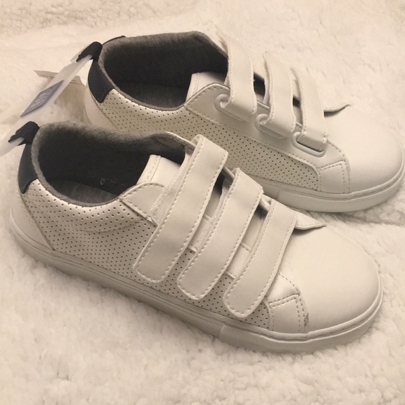 GAP Other - Gap kids classic sneakers